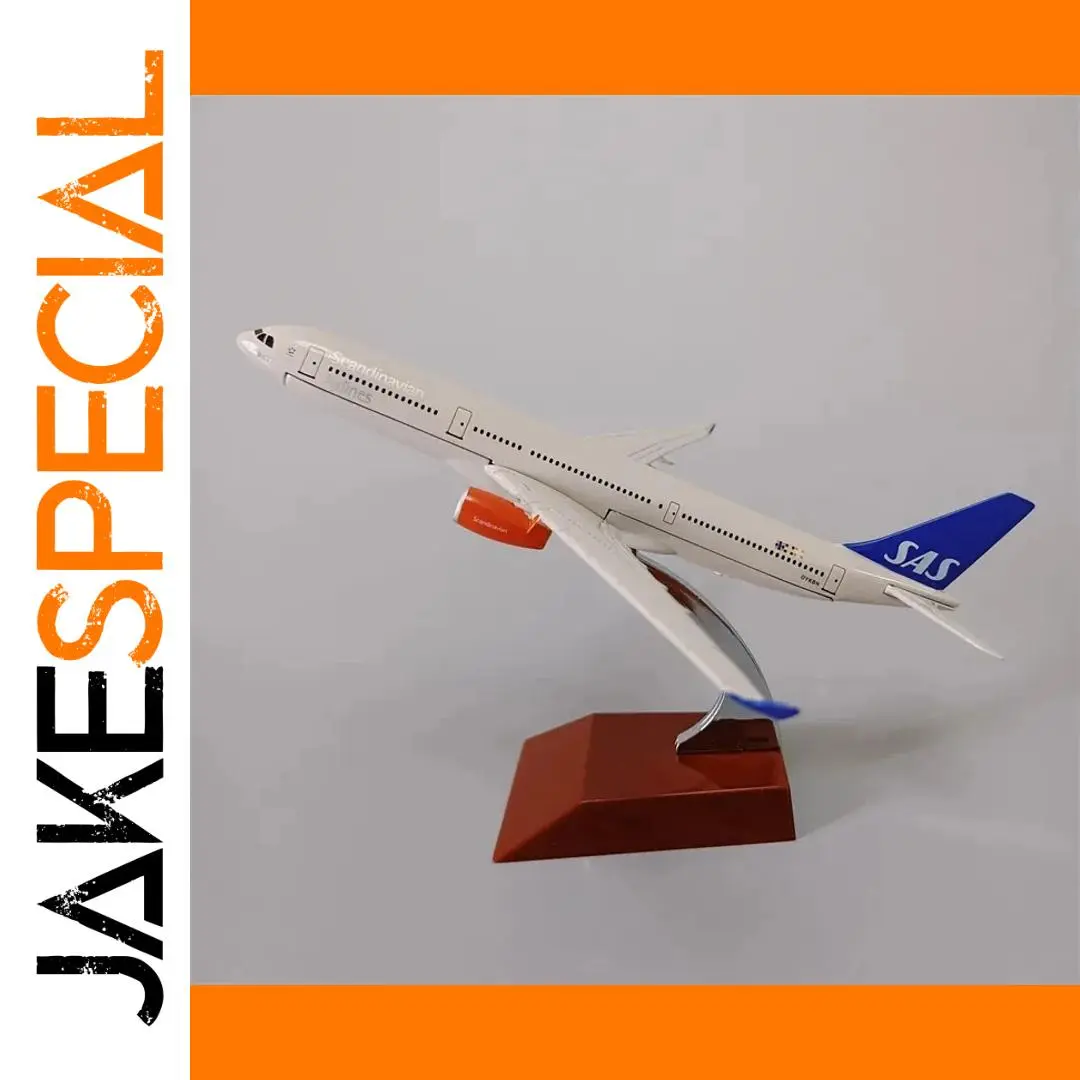 Scandinavian SAS Airbus A330 Model 16cm Collectible 1 Scandinavian SAS Airbus A330 Model 16cm Collectible
