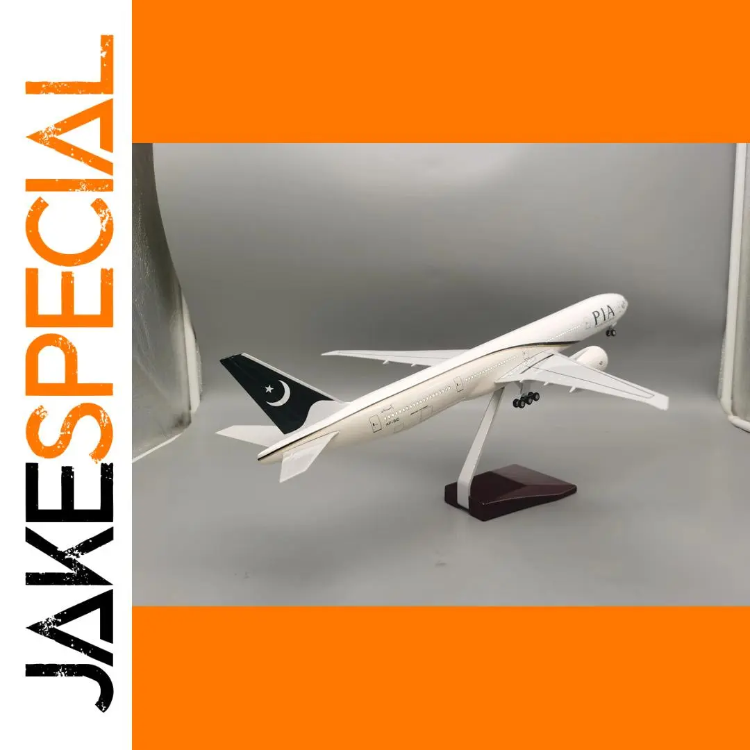 Pakistan Airlines B777 Model Display 47cm 1 Pakistan Airlines B777 Model Display 47cm