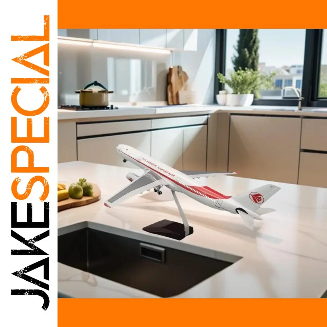 Airbus A330 1:135 Scale Model with LED Light 1 Airbus A330 1:135 Scale Model with LED Light