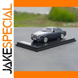 1:64 Scale Phantom Luxury Sedan Model