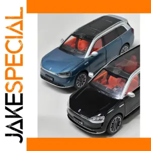 WELLY 1:24 Scale Diecast Model Car in Blue or Black
