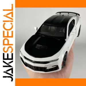 2023 Chevrolet Camaro 1:24 Diecast Model in White