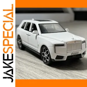 1:32 White Rolls Royce Cullinan Model