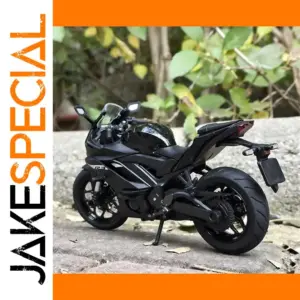 Yamaha YZF-R3 1:12 Scale Diecast Model
