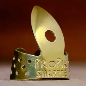 Ab63b00c3a84b4e98b5ea378b1bba57d3v