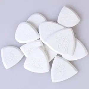 Adb0fd611d4b34bb39db326387d84f318U