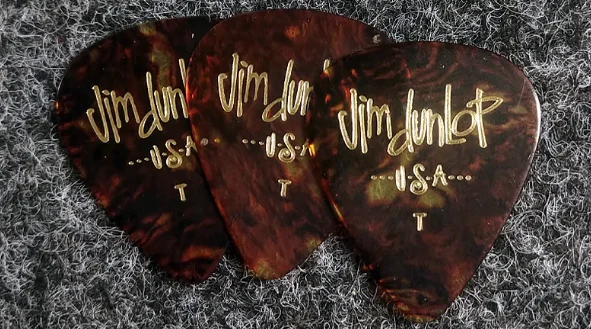 Vintage Tortoiseshell Guitar Picks by Dunlop 5 Vintage Tortoiseshell Guitar Picks by Dunlop - Image 5