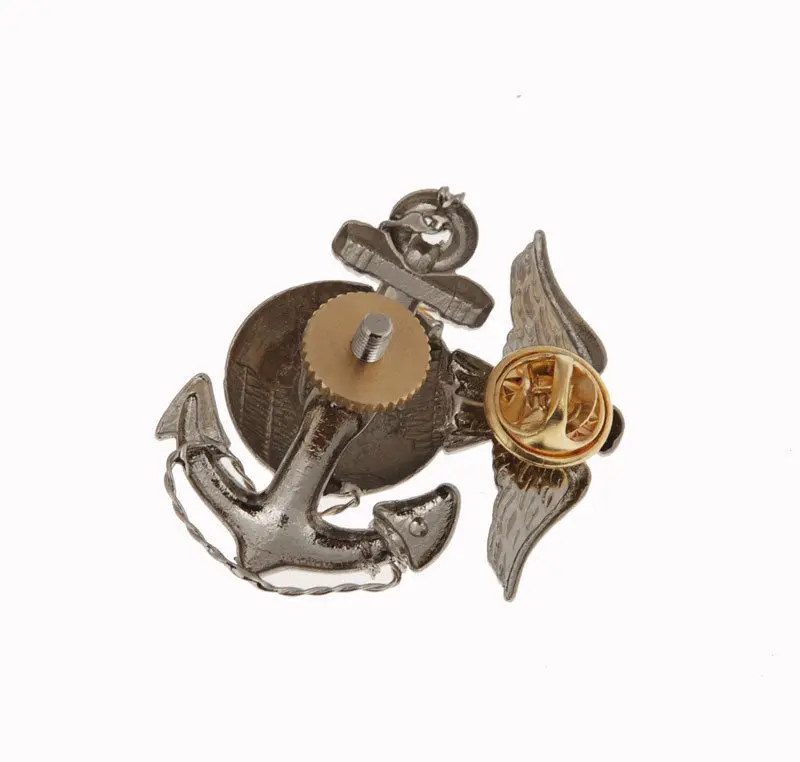 WWII USMC Officer EGA Hat Badge 2 WWII USMC Officer EGA Hat Badge - Image 2