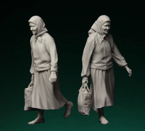WW2 Russian Refugee 1/35 Resin Figure Kit 3 WW2 Russian Refugee 1/35 Resin Figure Kit - Image 3