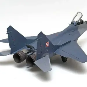 Hde752f0323ec44578abd341bddcd24c8q