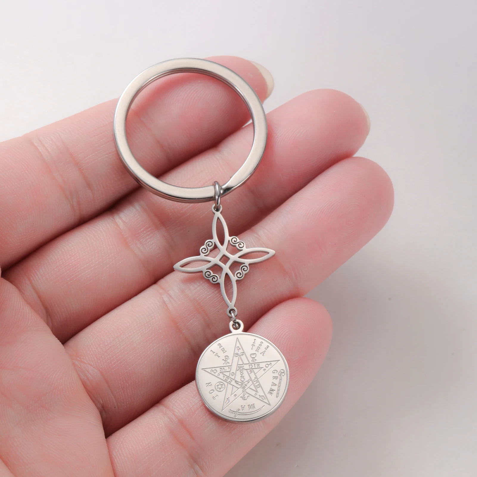 Stainless Steel Witch Knot Keychain with Gold Options 3 Stainless Steel Witch Knot Keychain with Gold Options - Image 3