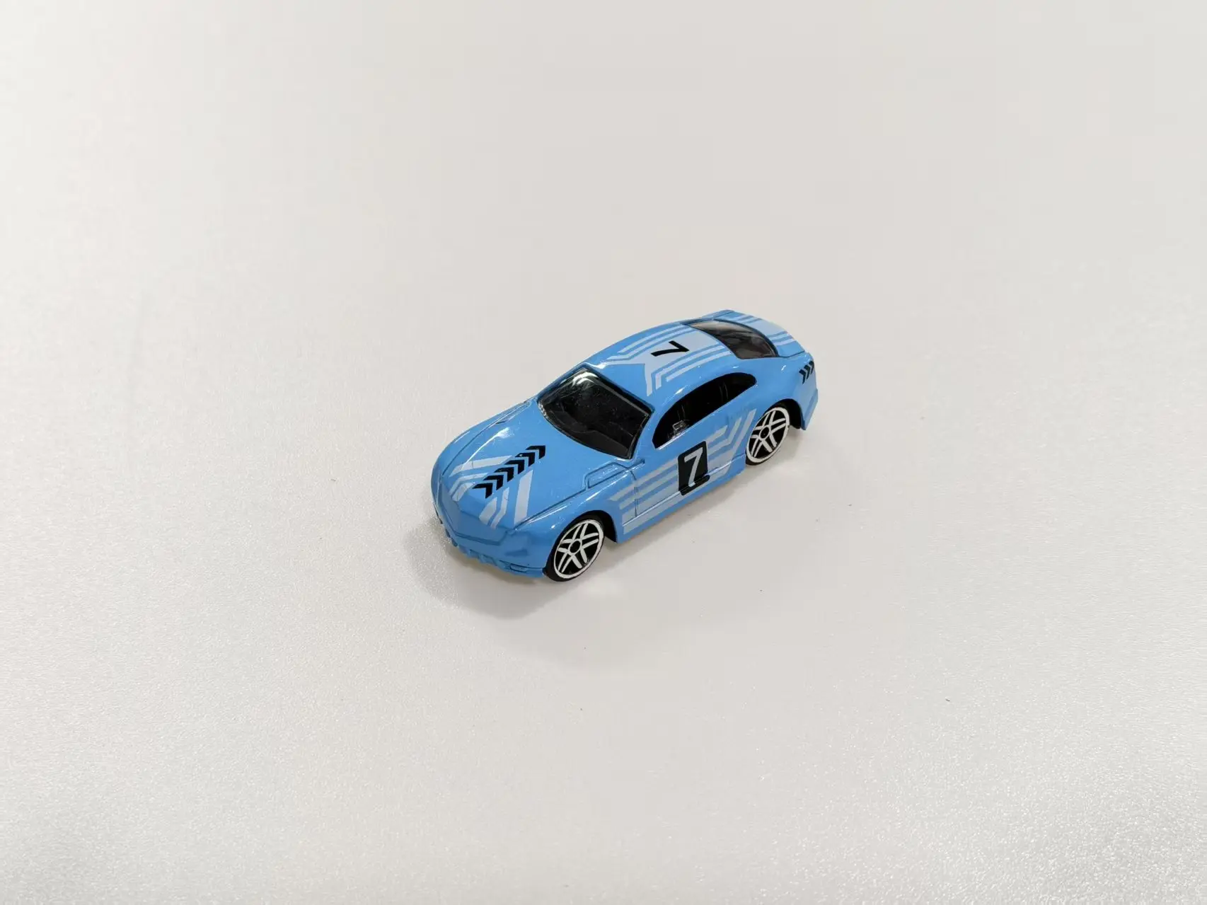 Set of Six 1/64 Die-Cast Race Cars 6 Set of Six 1/64 Die-Cast Race Cars - Image 6