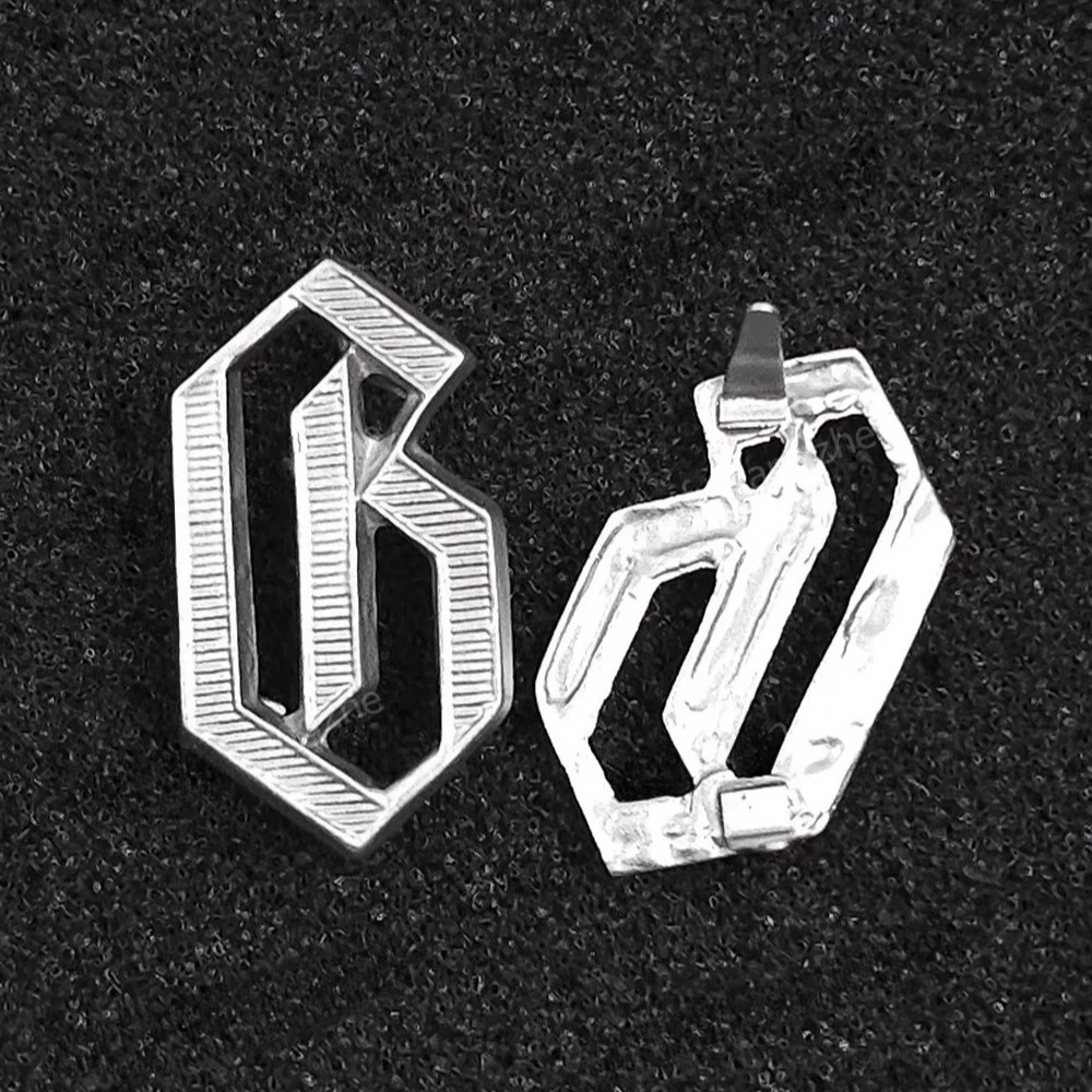 Vintage German Military Epaulet Pair in Gold 7 Vintage German Military Epaulet Pair in Gold - Image 7