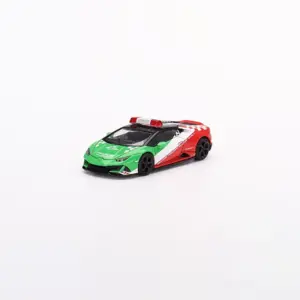 Vibrant Green Huracán EVO Airport Diecast Model