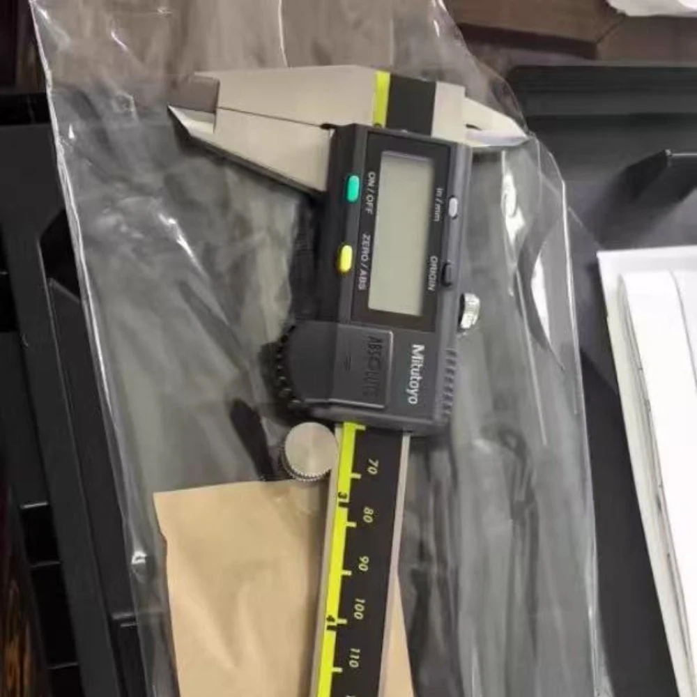 Mitutoyo Digital Caliper 500-193-30 0-300mm 2 Mitutoyo Digital Caliper 500-193-30 0-300mm - Image 2