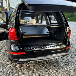 S20f7c61a693c40bda7e4f7f3fb39d206F