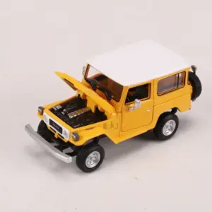 Vintage Land Cruiser FJ40 Diecast Model in 1:64 Scale 17 S29c3cbad2c8443a09ee53647bd872b68w