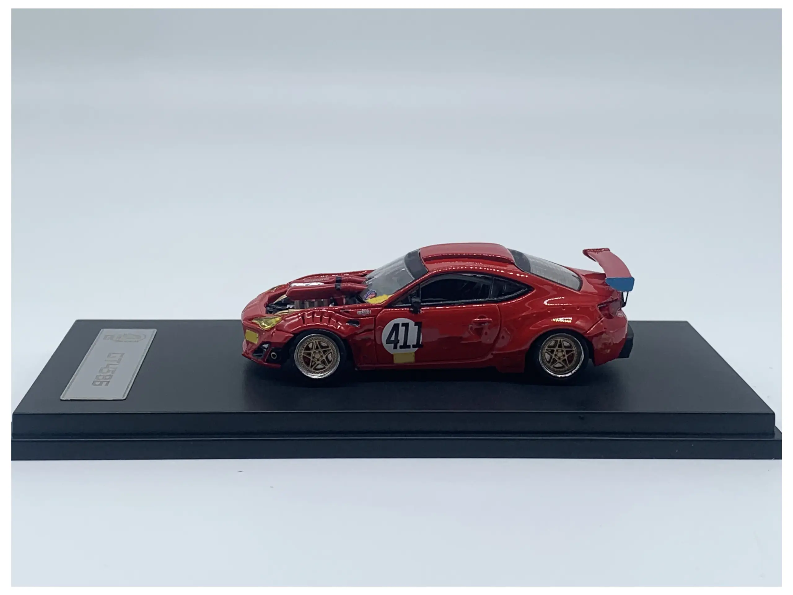 Red 1:64 Diecast Alloy Racing Car Model 5 Red 1:64 Diecast Alloy Racing Car Model - Image 5