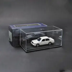 White Toyota CROWN Gen.8 Diecast Model, 1:43 Scale