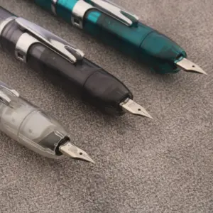 Transparent Plastic Fountain Pen with Metal Nib 15 S32cda596a6284d3a8b41b703e04bd82be