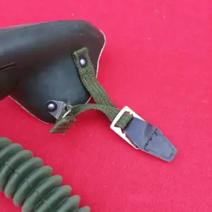 Military Surplus High-Altitude Oxygen Mask 5 S40bd7bc6a03241b28de9fab80dd06a50X