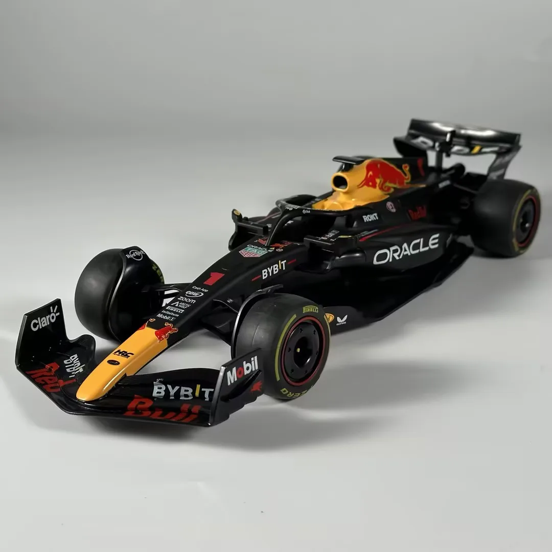 Red Bull Racing RB19 F1 Diecast Model 1:18 Scale 5 Red Bull Racing RB19 F1 Diecast Model 1:18 Scale - Image 5