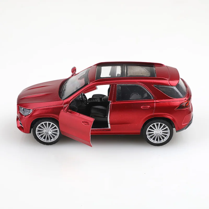 1:43 Classic Sedan Diecast Model Car 3 1:43 Classic Sedan Diecast Model Car - Image 3