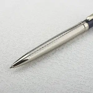 MONTE MOUNT Model 2003-2 Silver & Black Retractable Pen 11 S4c8f84b2be4f4c76b108528229b9d36dM
