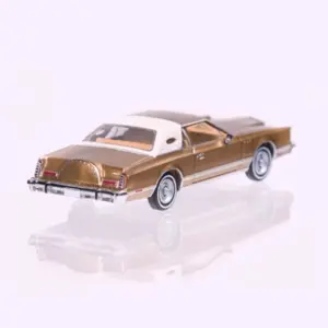1:87 Scale Continental Mark 5 Plastic Classic Retro Car Model Finished Product Simulation Toy Collection Gift Static Model