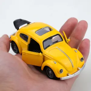 Vintage Volkswagen Beetle Die-Cast Pullback Toy Car 18 S512c4251754848859a1c2390efea5910X