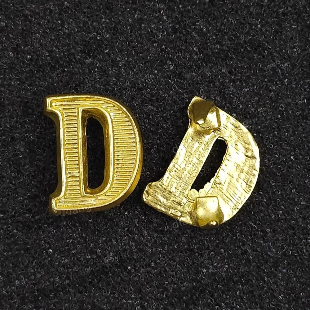 Vintage German Military Epaulet Pair in Gold 8 Vintage German Military Epaulet Pair in Gold - Image 8