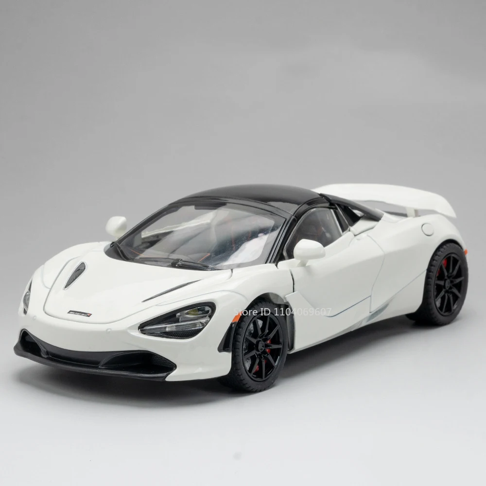 1:24 Scale McLaren Senna Model Car with Sound 8 1:24 Scale McLaren Senna Model Car with Sound - Image 8