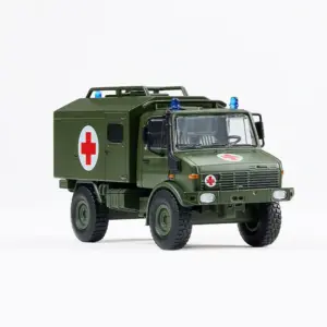 Massdi 1:64 Scale Military Ambulance Model