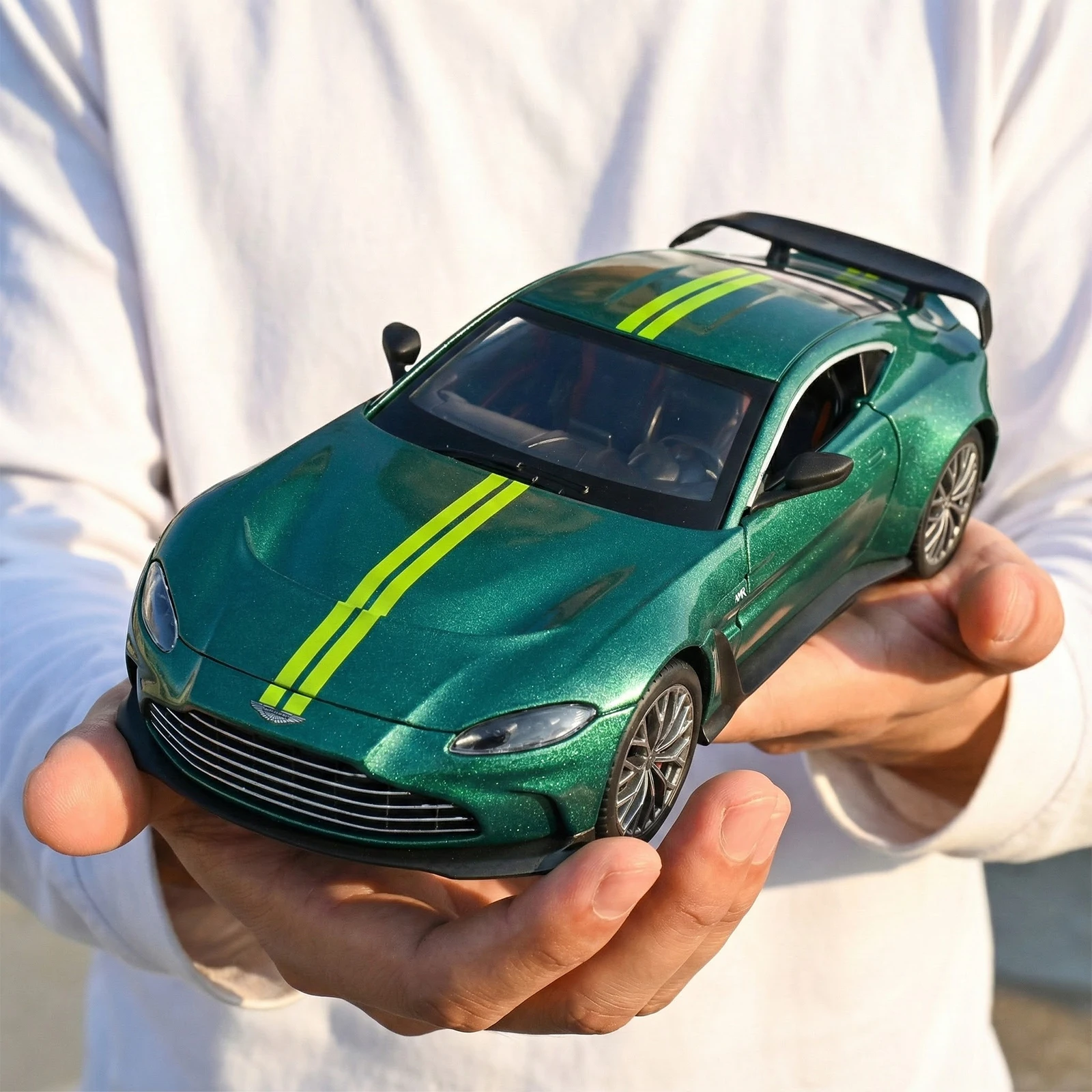 Vibrant Green 1:24 Aston Martin V12 Diecast Model 3 Vibrant Green 1:24 Aston Martin V12 Diecast Model - Image 3