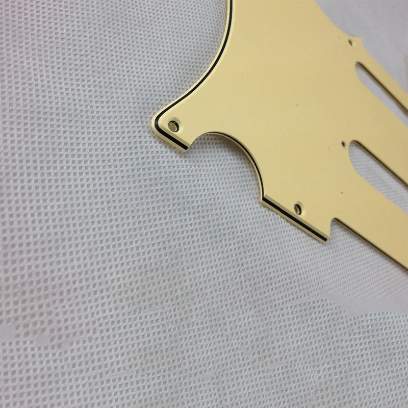 Vibrant Blue Pickguard for Left-Handed Nashville SS Tele 4 Vibrant Blue Pickguard for Left-Handed Nashville SS Tele - Image 4