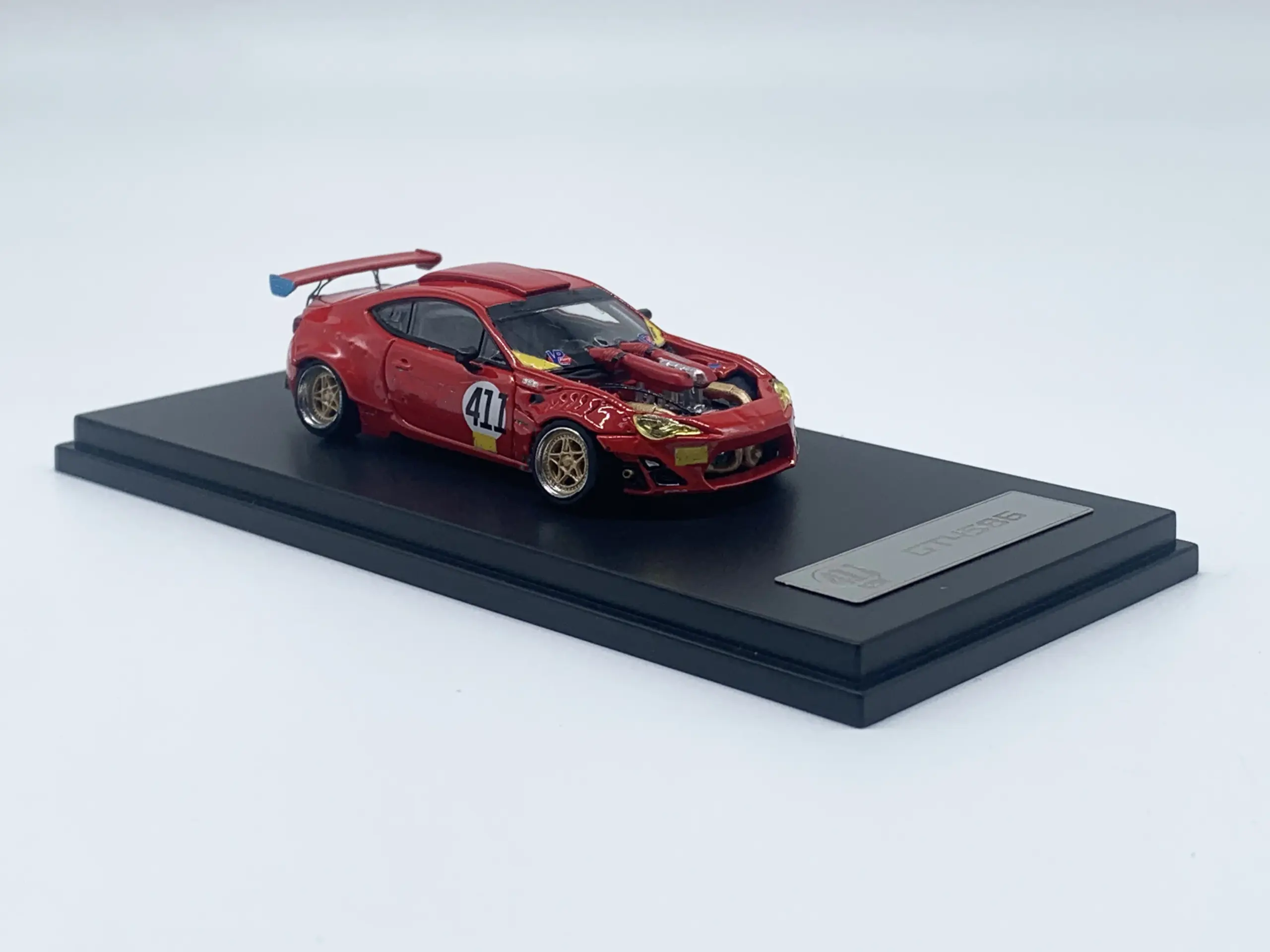 Red 1:64 Diecast Alloy Racing Car Model 3 Red 1:64 Diecast Alloy Racing Car Model - Image 3