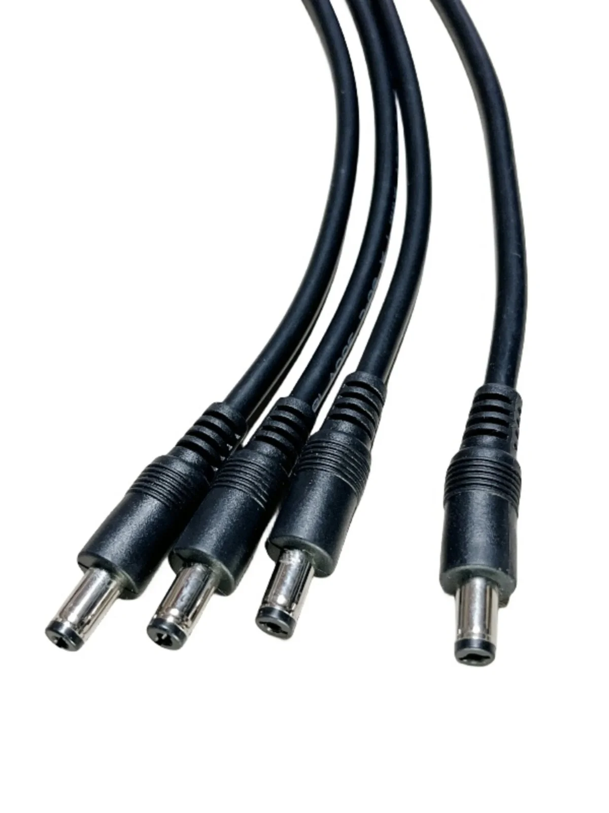 DC Splitter Cable 0.6m 3 Male Connectors 4 DC Splitter Cable 0.6m 3 Male Connectors - Image 4