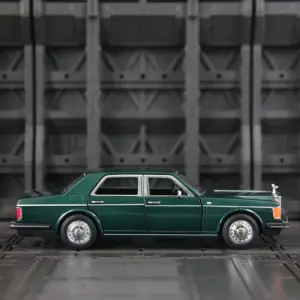 1:32 Scale Rolls Royce Silver Spur Replica 13 S90256fbf4f994e2c8f50162f691ac6b0L