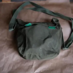 Saecec36de8ce47acb7250d1aae64d61dY