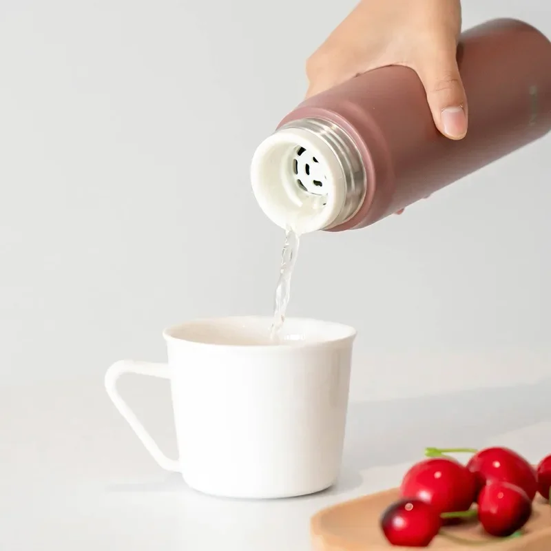 Stainless Steel Vacuum Thermos Bottle 360ml & 500ml 4 Stainless Steel Vacuum Thermos Bottle 360ml & 500ml - Image 4