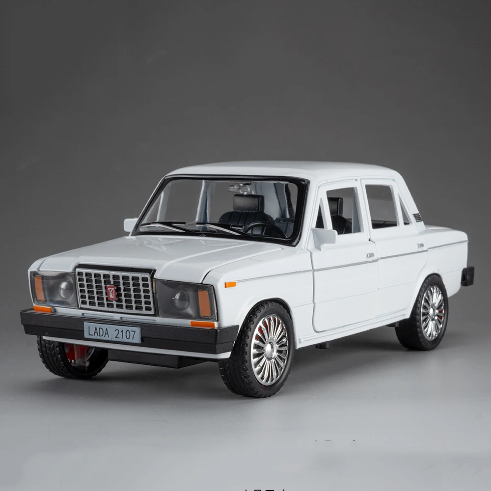 1:18 Scale Alloy LADA 2107 Model Car 8 1:18 Scale Alloy LADA 2107 Model Car - Image 8