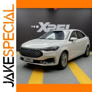 Ford Escort 2022 SUV 1:18 Diecast Model
