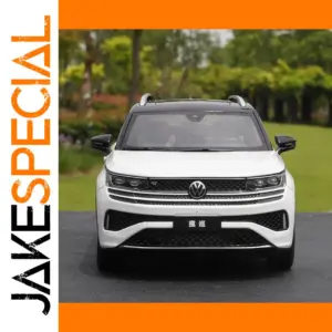 Volkswagen T6 SUV 1:18 Diecast Model in White