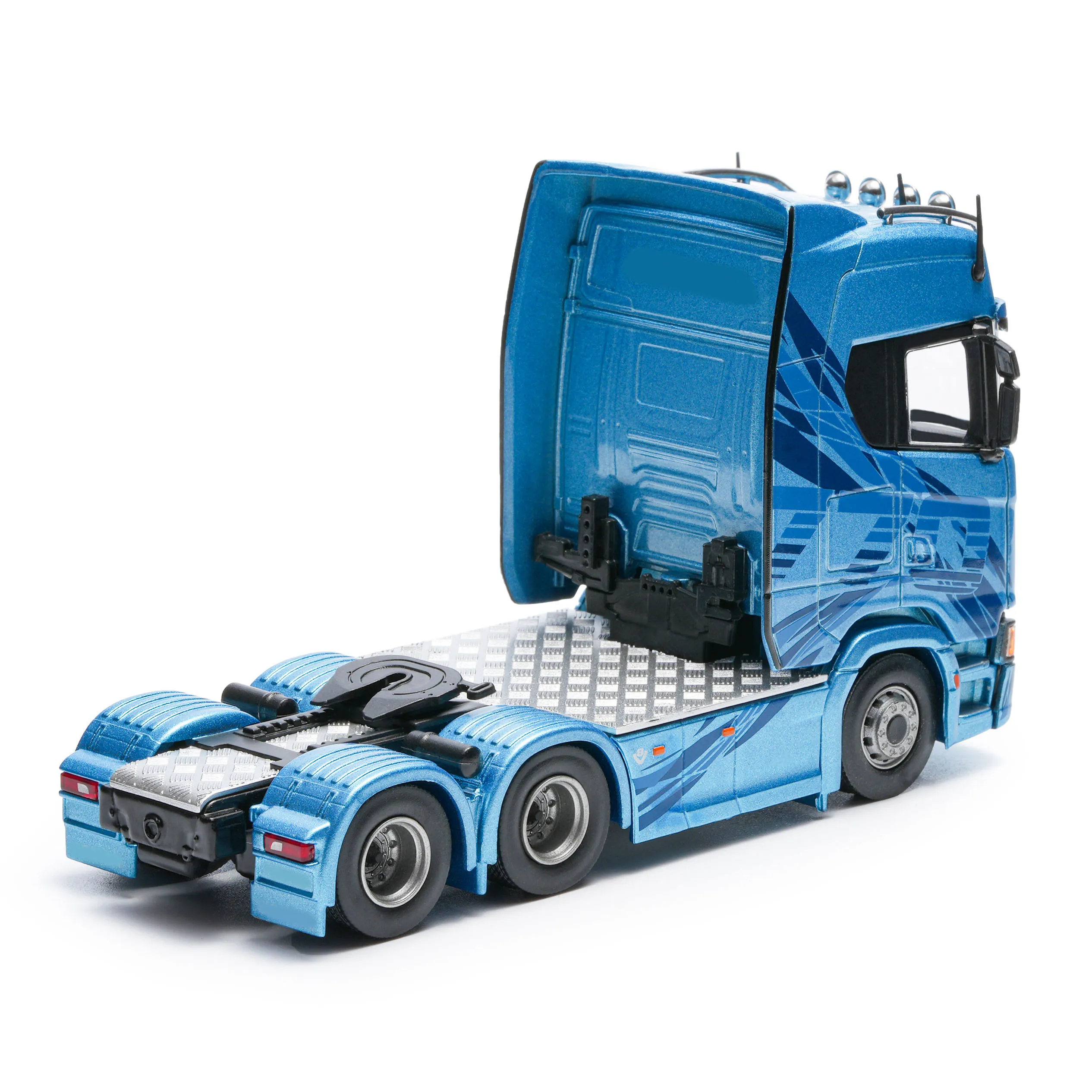 Blue Diecast Semi-Truck Model 1:64 Scale 3 Blue Diecast Semi-Truck Model 1:64 Scale - Image 3