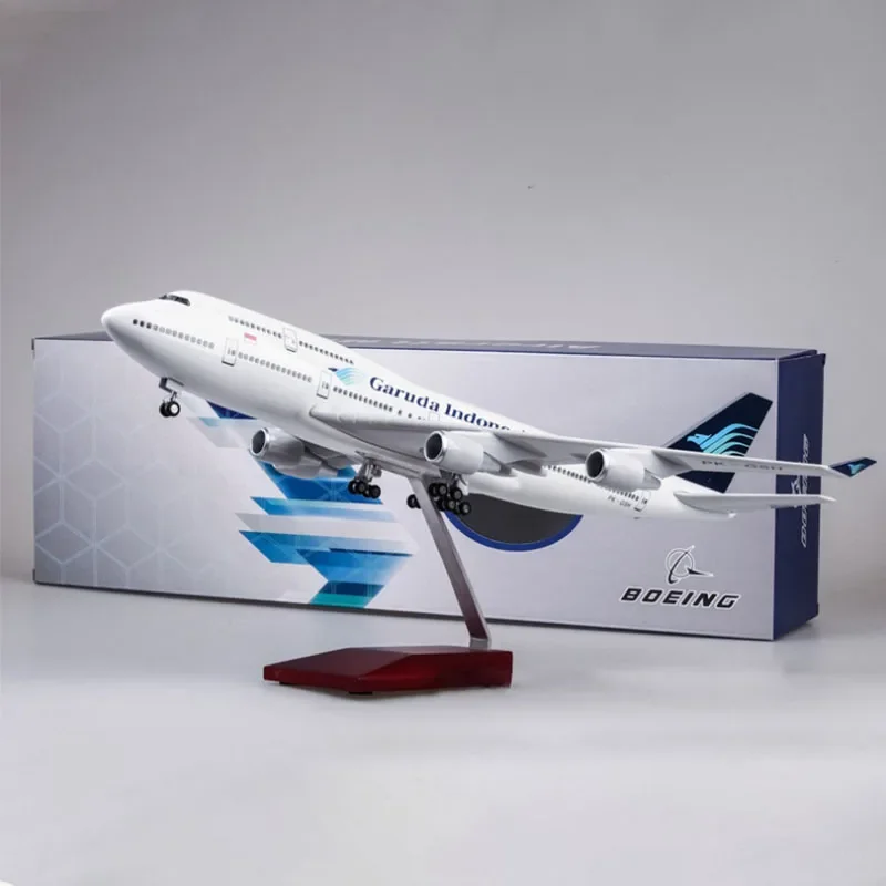 Garuda Indonesia B-747 Scale Model (1:150) 5 Garuda Indonesia B-747 Scale Model (1:150) - Image 5