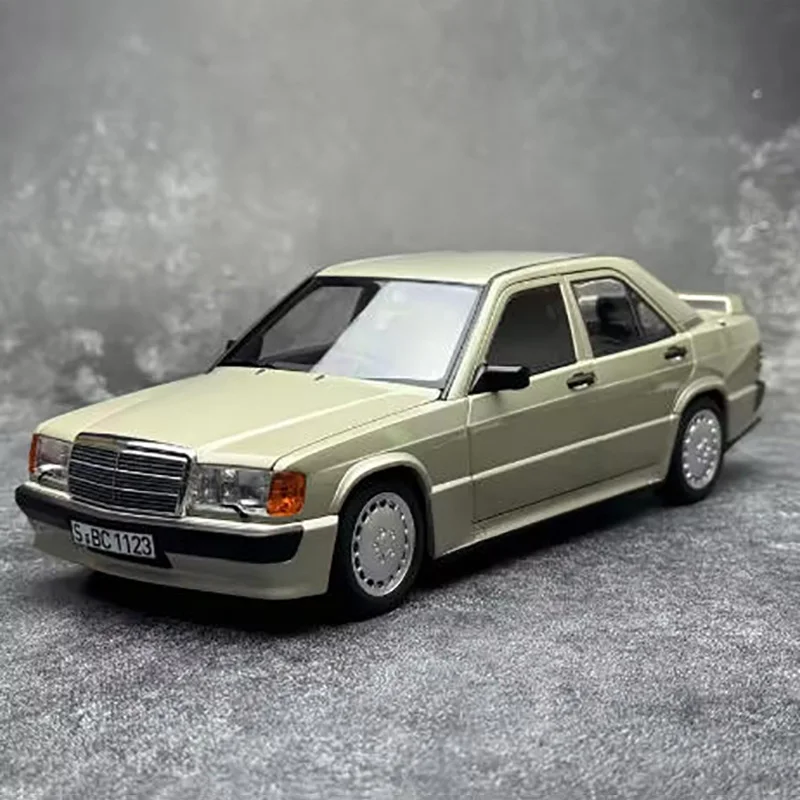 Mercedes-Benz 190E 2.3-16 Model by NOREV 8 Mercedes-Benz 190E 2.3-16 Model by NOREV - Image 8