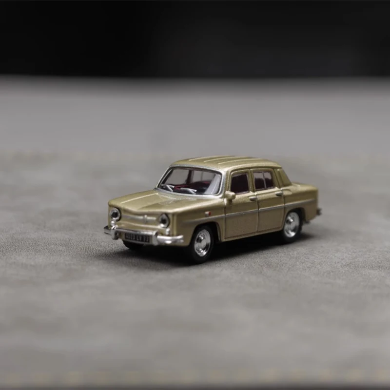 Vintage 1/87 Alloy Car Model of 8-1964 Sedan 2 Vintage 1/87 Alloy Car Model of 8-1964 Sedan - Image 2