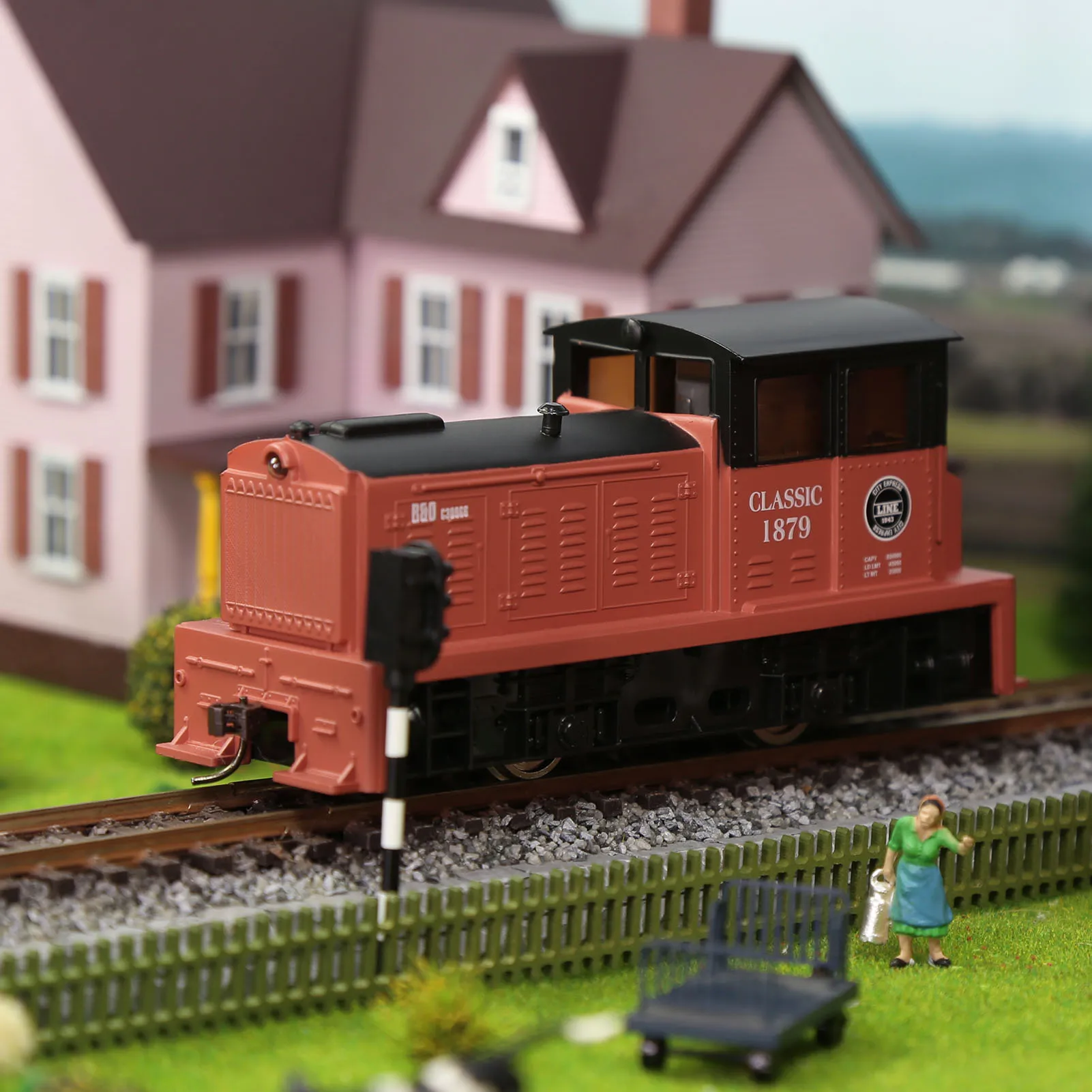 Evemodel HO Scale Vintage Locomotive HCT8701R 6 Evemodel HO Scale Vintage Locomotive HCT8701R - Image 6