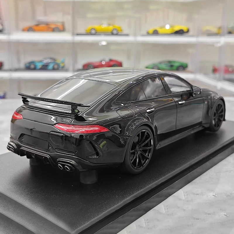 GT Spirit 930 1:18 Scale Resin Car Model 3 GT Spirit 930 1:18 Scale Resin Car Model - Image 3