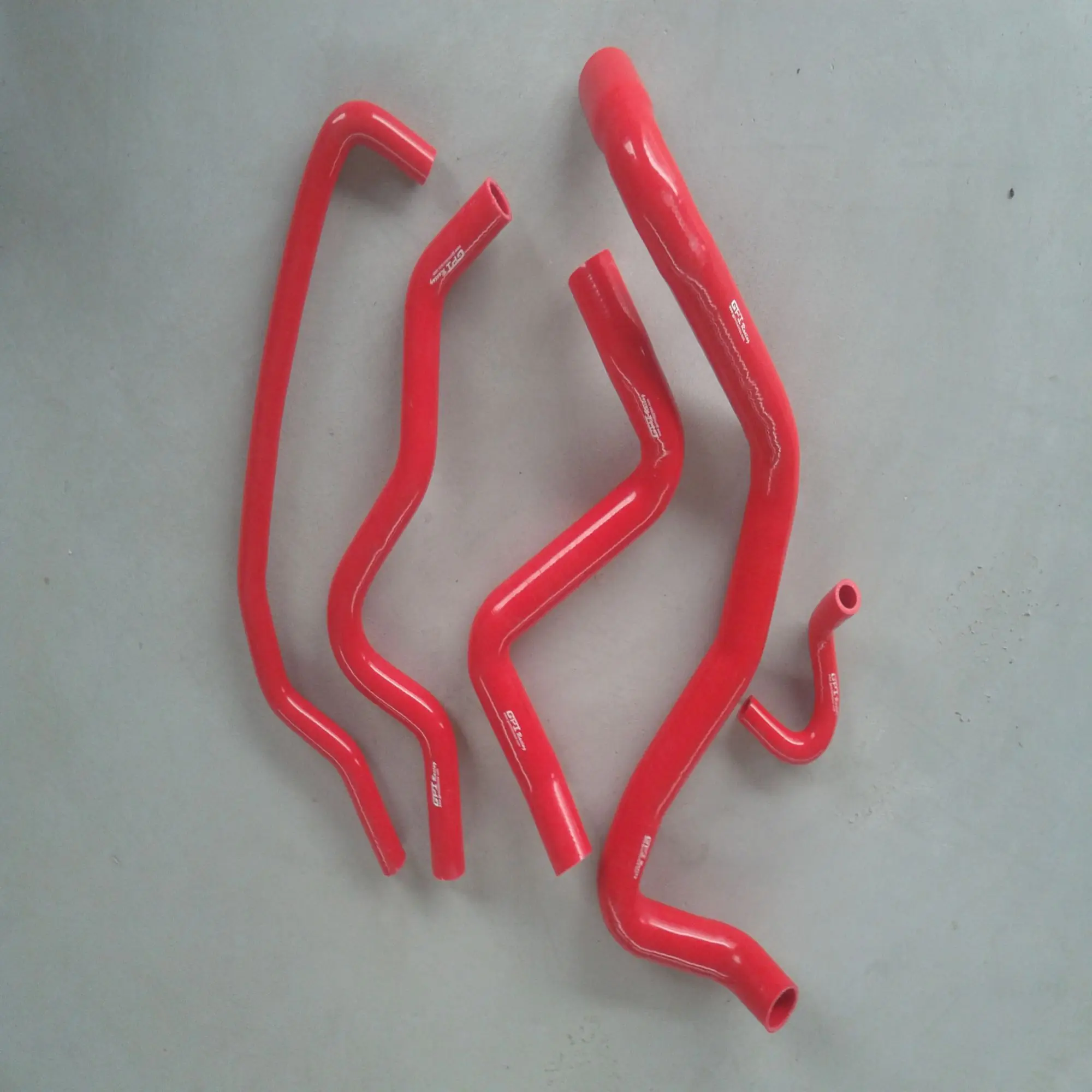 Red Silicone Radiator Hose for Ford Falcon V8 5 Red Silicone Radiator Hose for Ford Falcon V8 - Image 5